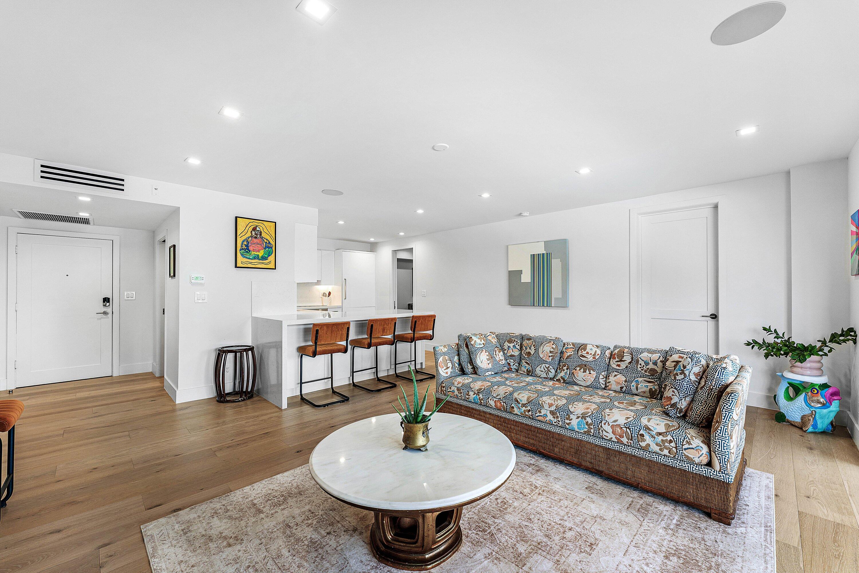 50 East Road 3C