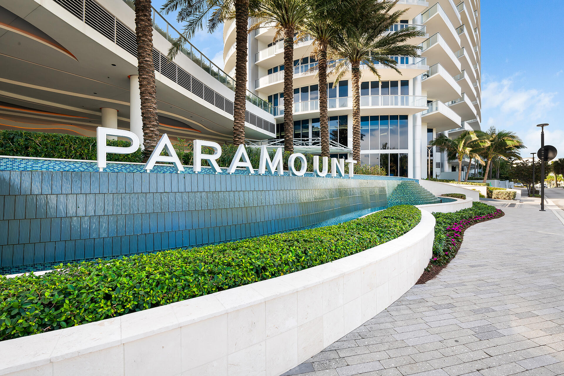 701 N FORT LAUDERDALE BEACH Boulevard Unit: 402