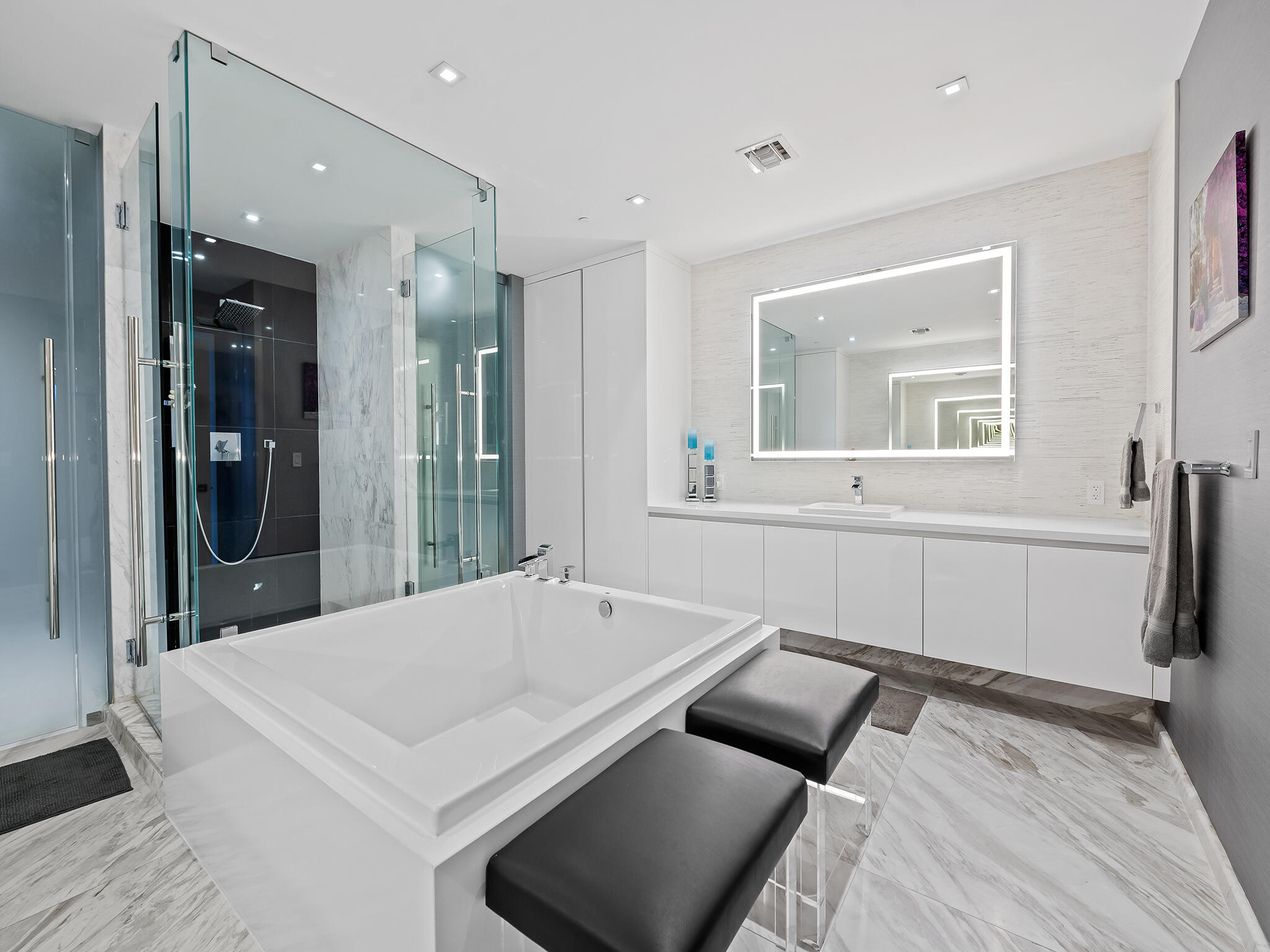 701 N FORT LAUDERDALE BEACH Boulevard Unit: 402