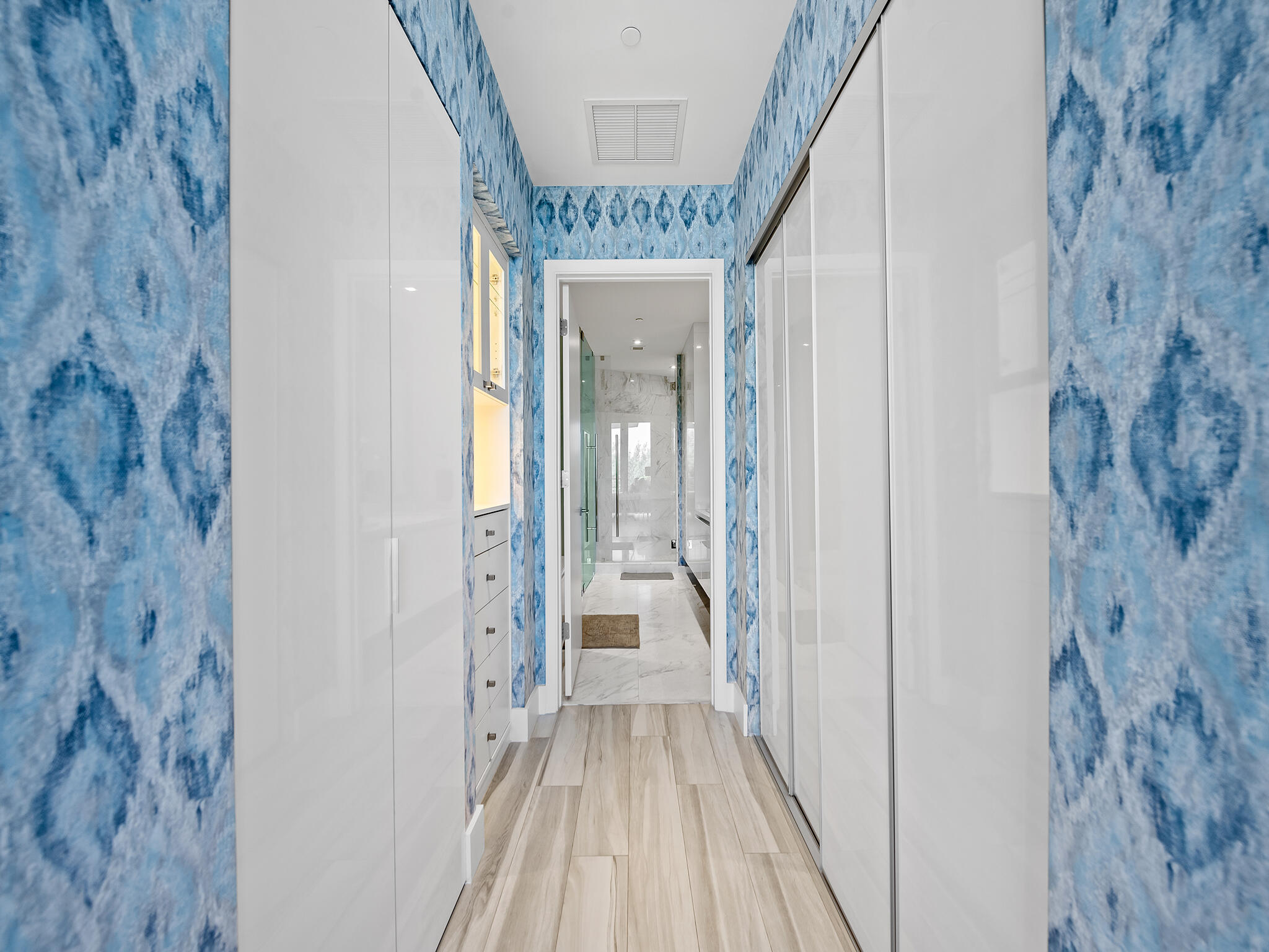 701 N FORT LAUDERDALE BEACH Boulevard Unit: 402