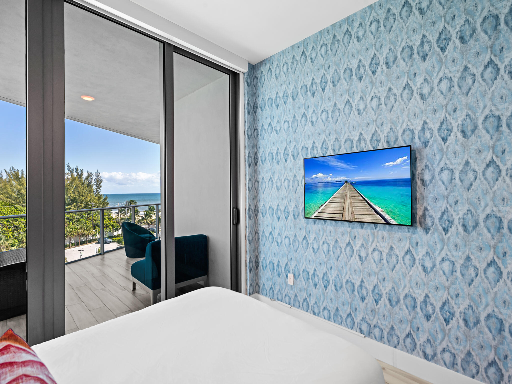 701 N FORT LAUDERDALE BEACH Boulevard Unit: 402