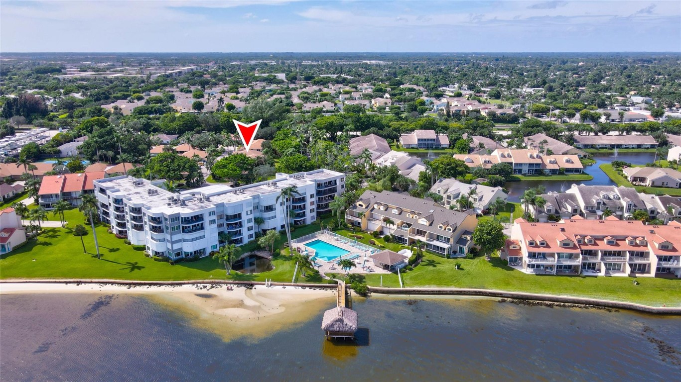 9 S Lakeshore Drive, Hypoluxo