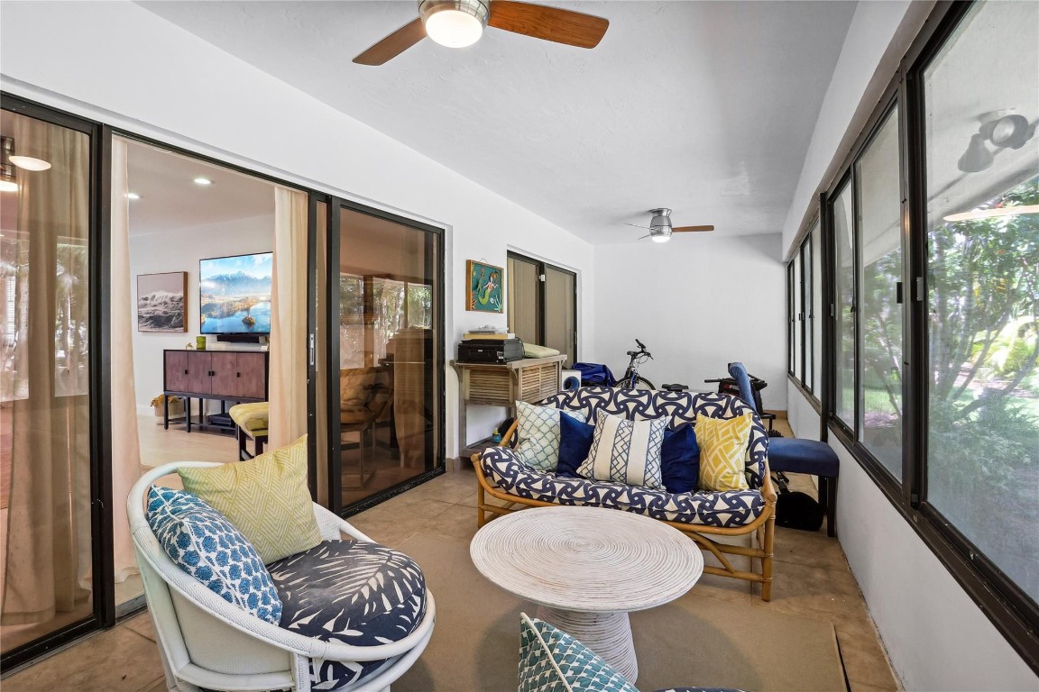 9 S Lakeshore Drive, Hypoluxo