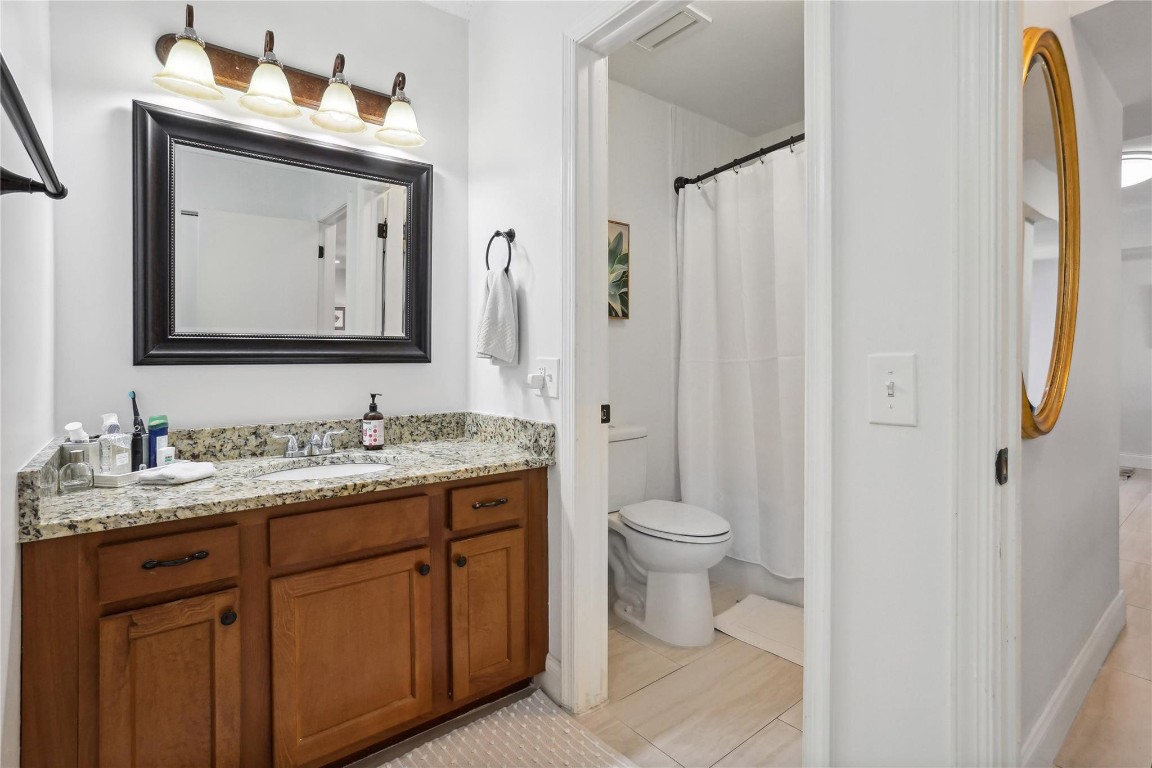 9 S Lakeshore Drive, Hypoluxo