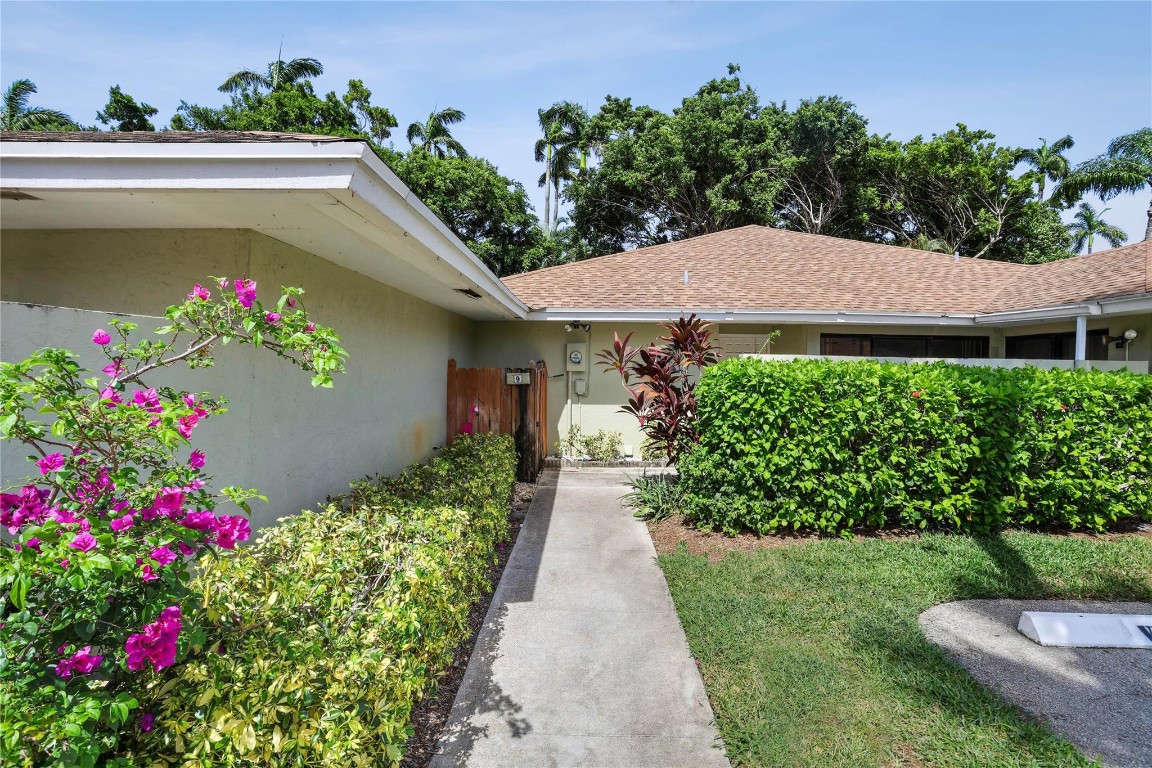 9 S Lakeshore Drive, Hypoluxo