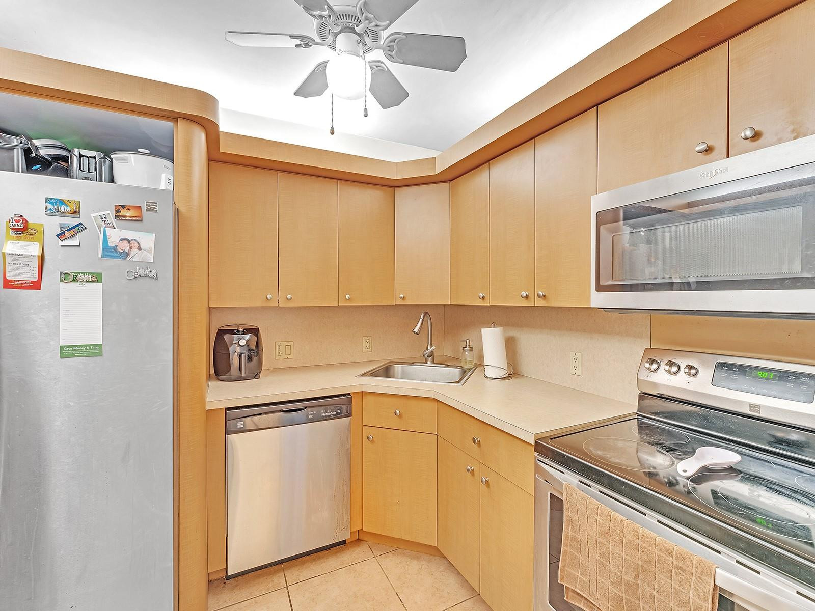 3625 N Country Club Drive 107, Aventura Unit: 107