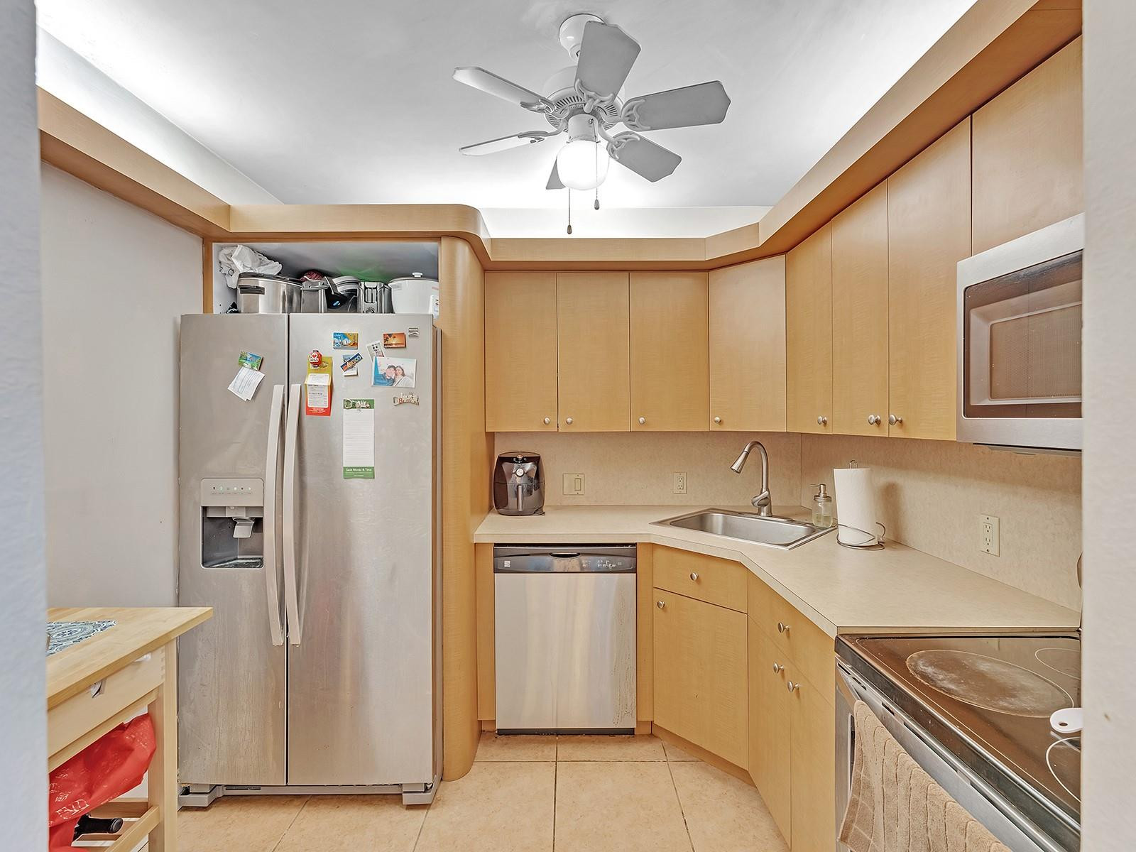 3625 N Country Club Drive 107, Aventura Unit: 107