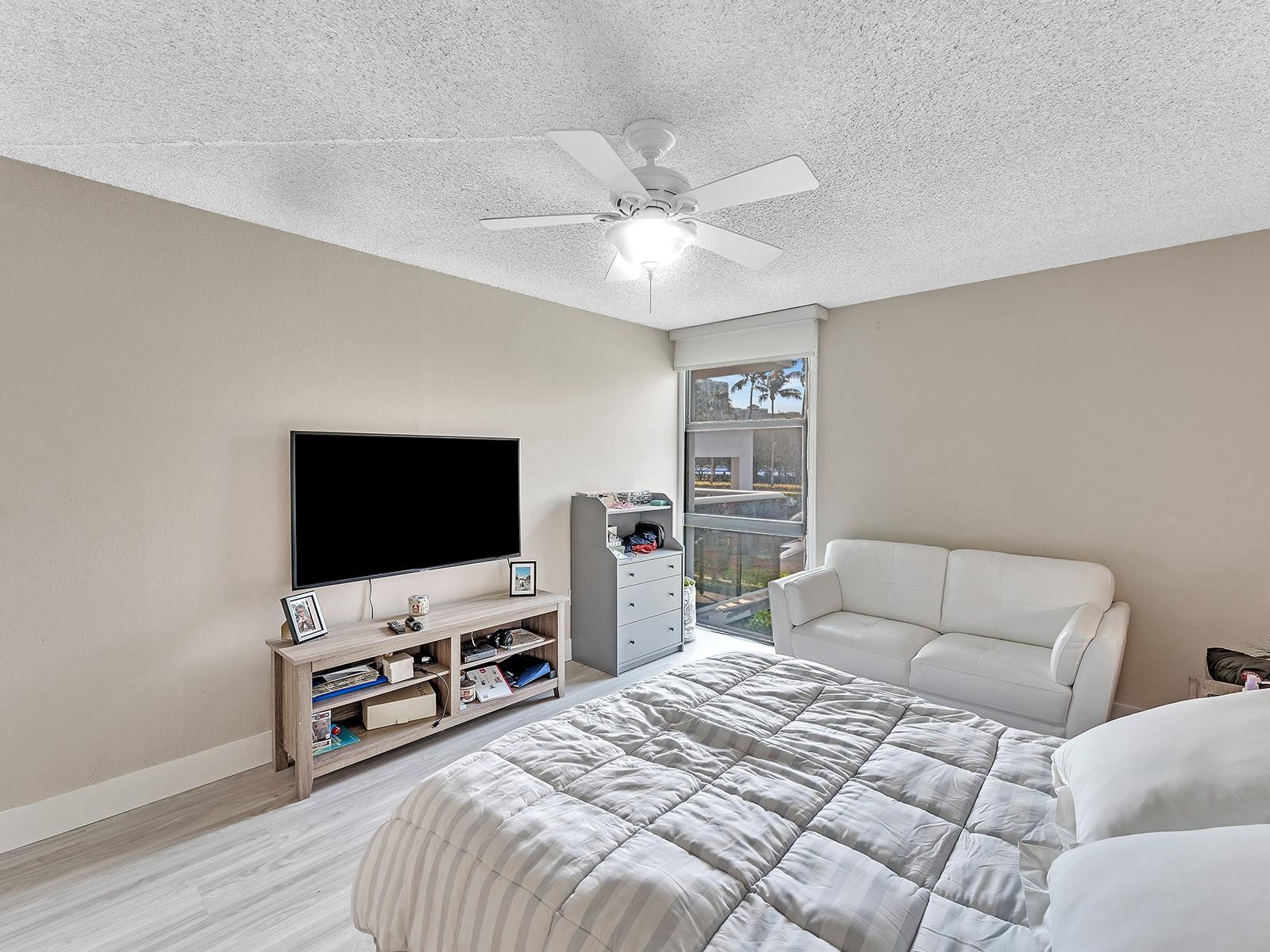 3625 N Country Club Drive 107, Aventura Unit: 107