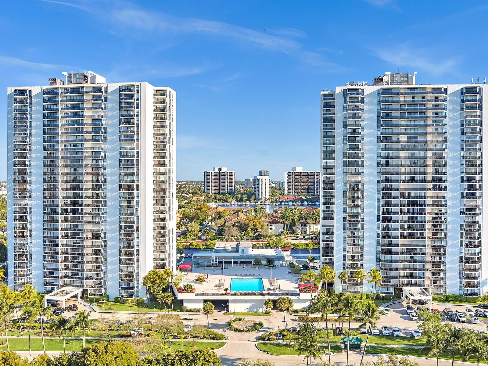 3625 N Country Club Drive 107, Aventura Unit: 107