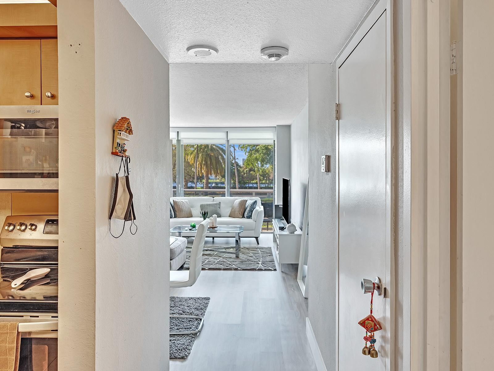 3625 N Country Club Drive 107, Aventura Unit: 107