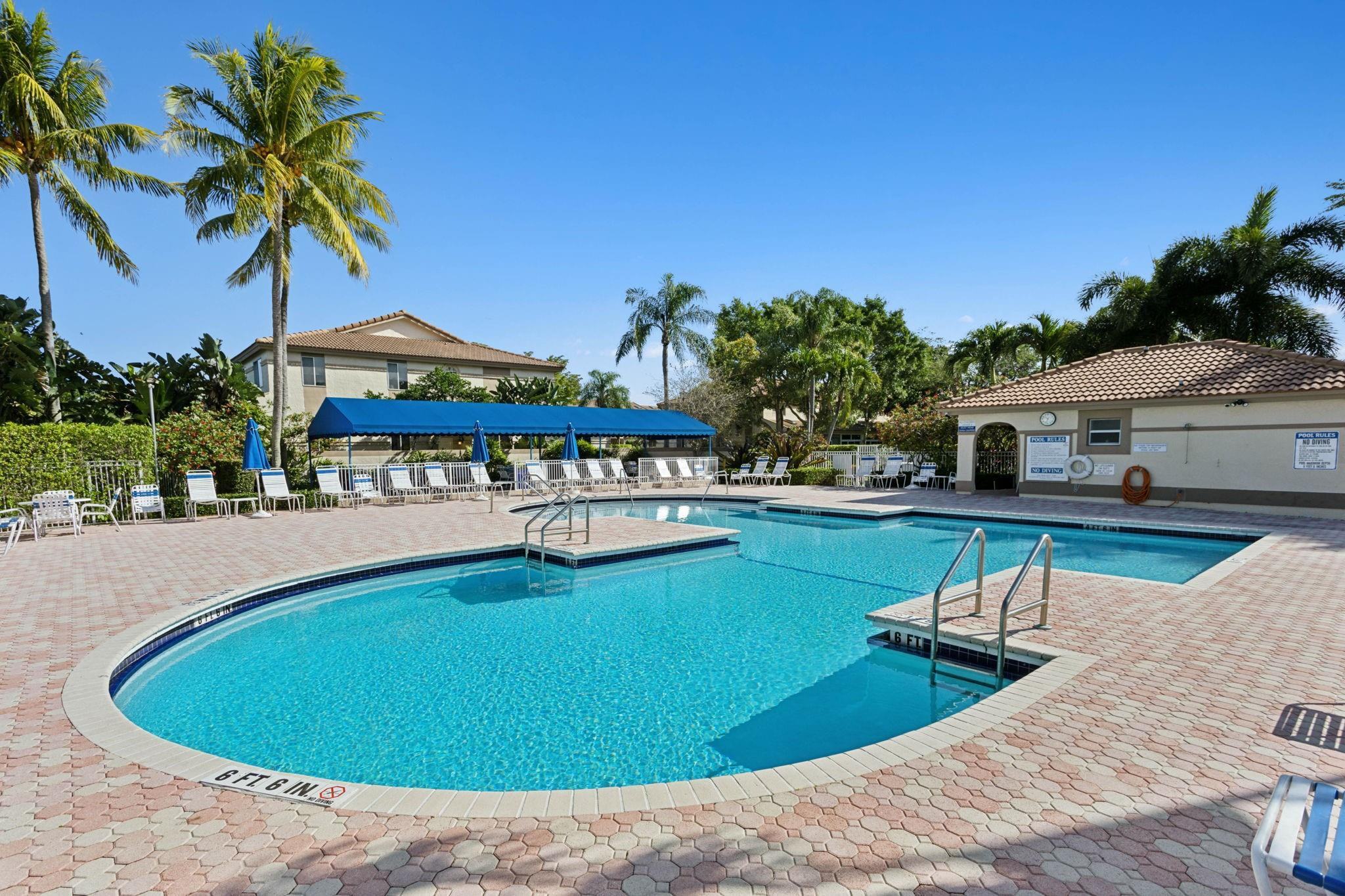 6533 Via Regina, Boca Raton