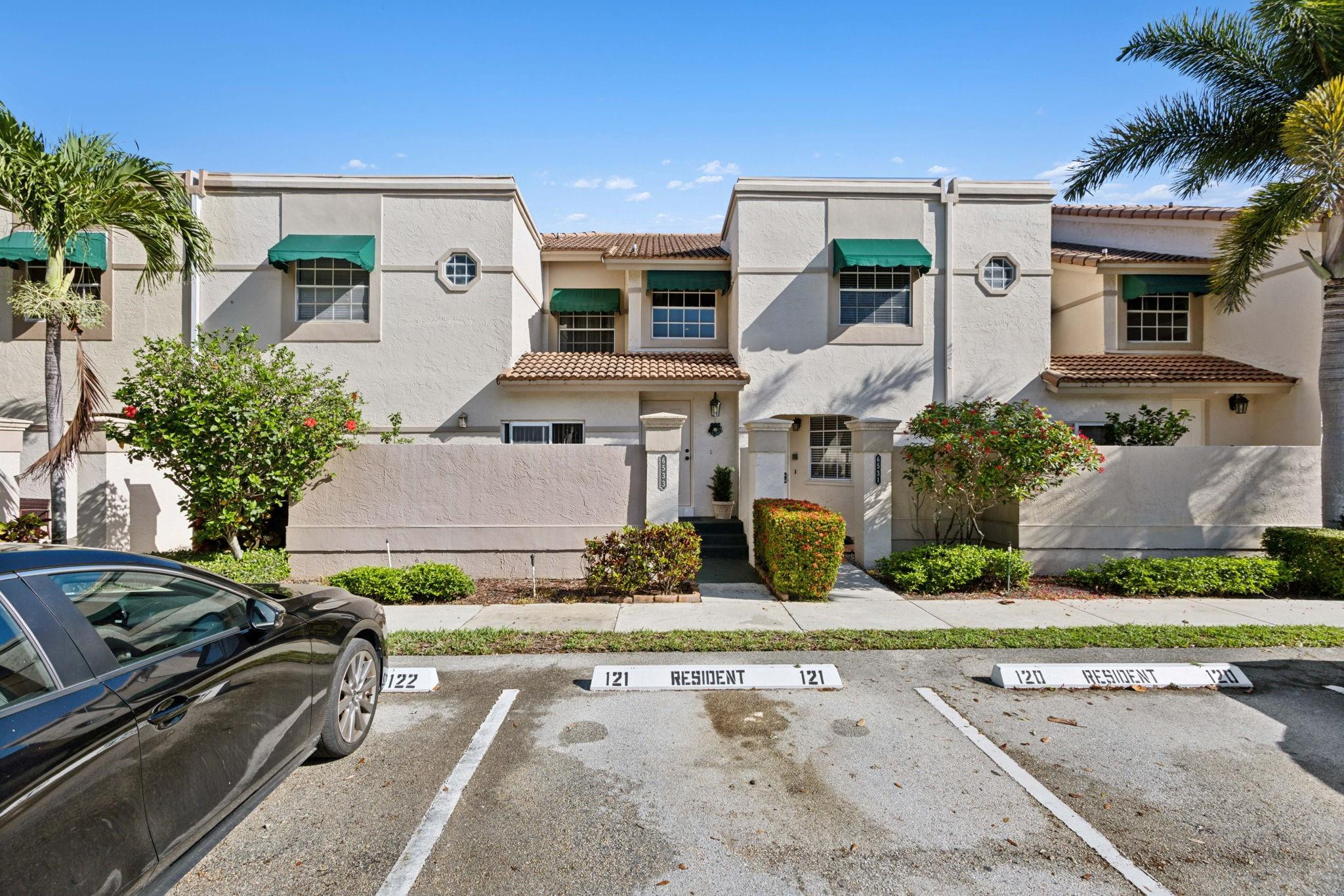 6533 Via Regina, Boca Raton