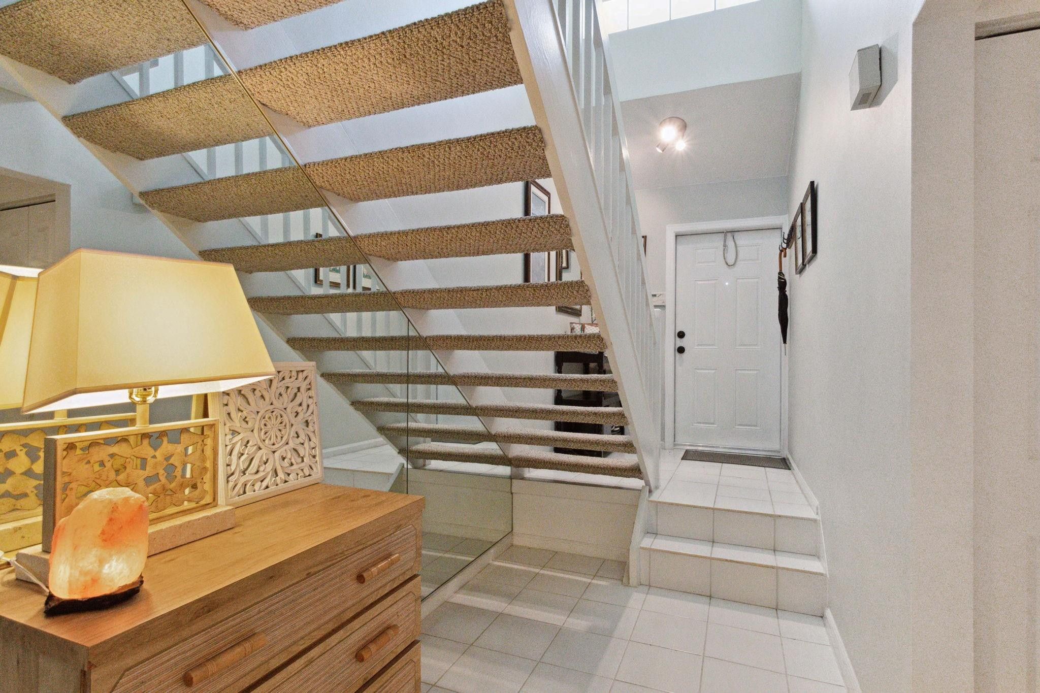 6533 Via Regina, Boca Raton