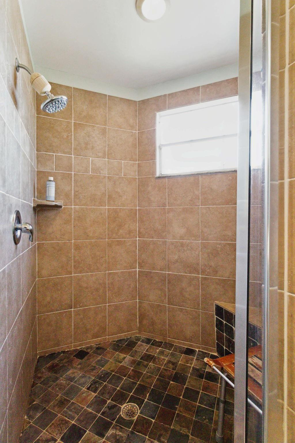 6533 Via Regina, Boca Raton