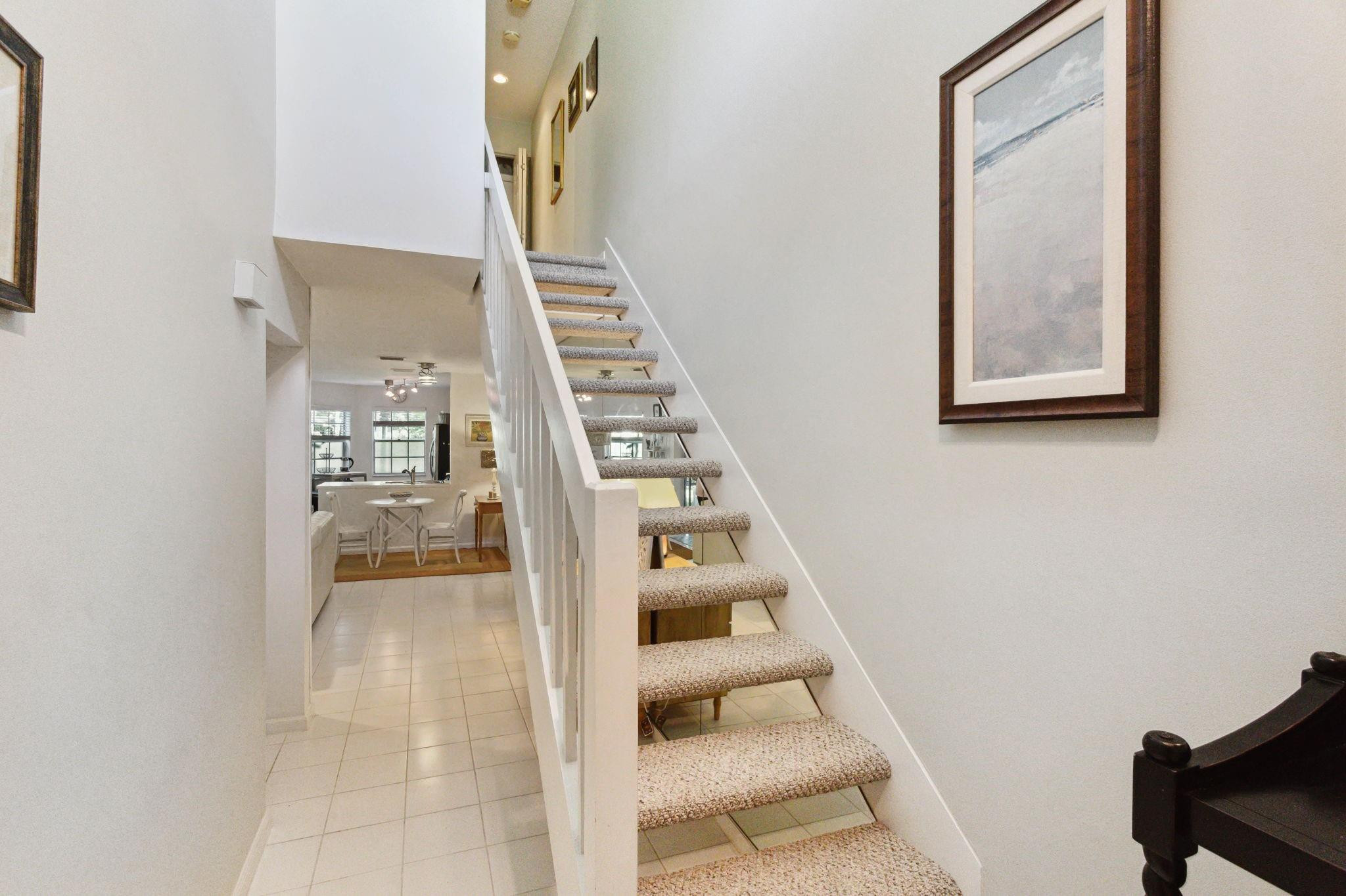 6533 Via Regina, Boca Raton