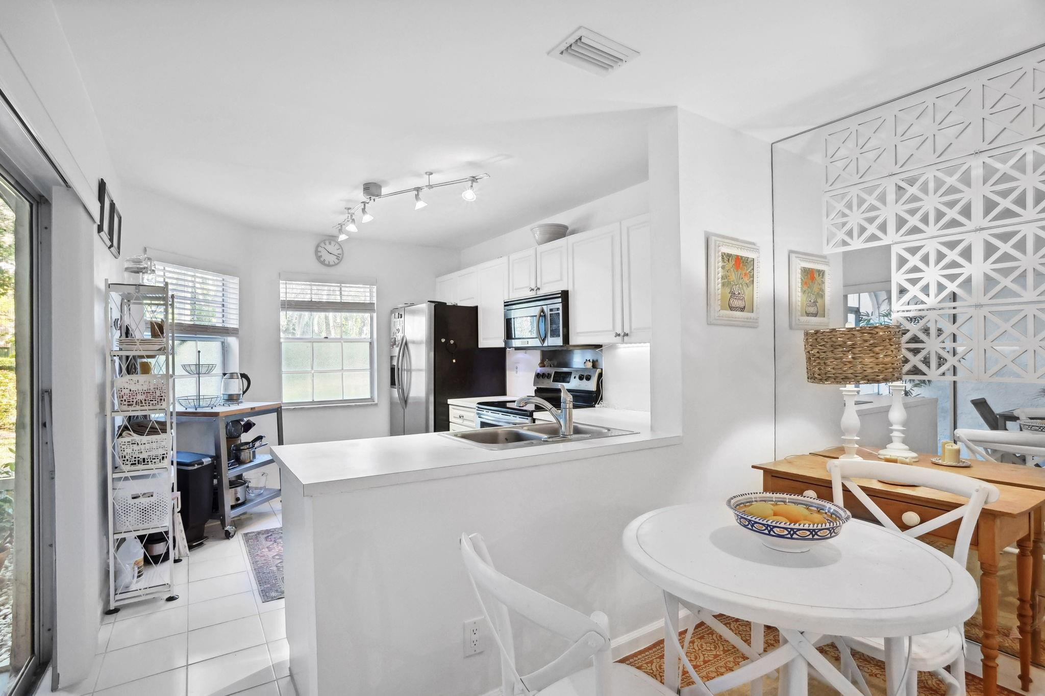 6533 Via Regina, Boca Raton