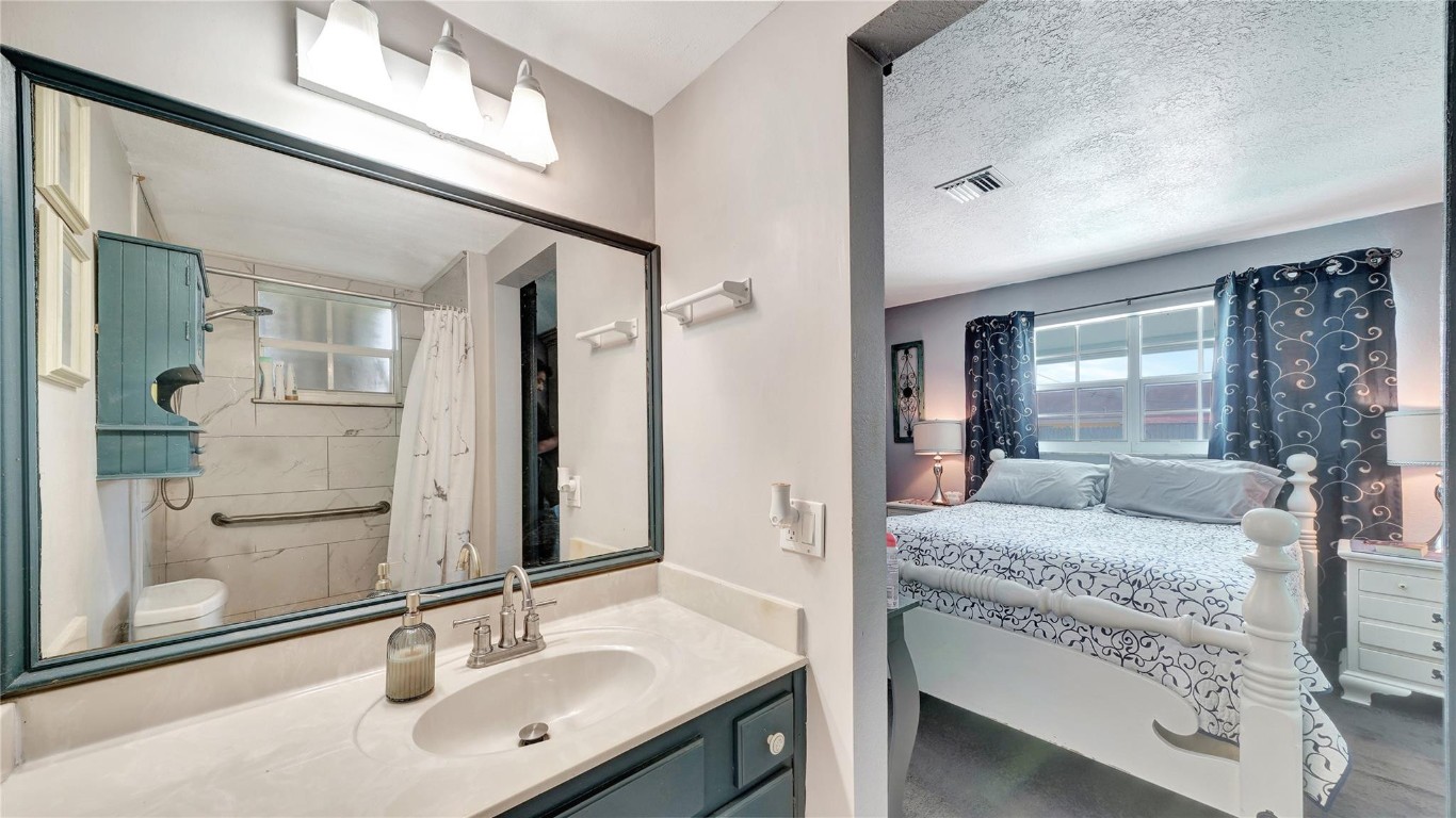 2600 Floral Road, Lake Worth