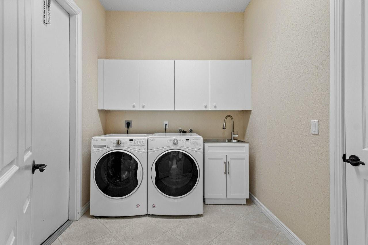 4923 NW 110th Way, Coral Springs