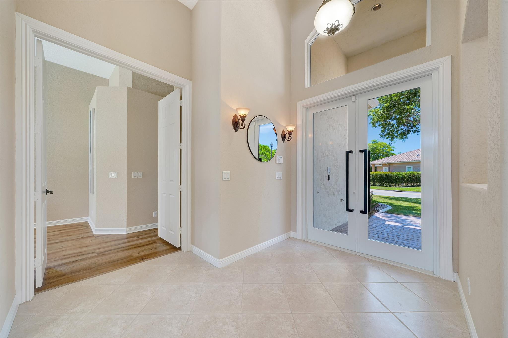 4923 NW 110th Way, Coral Springs