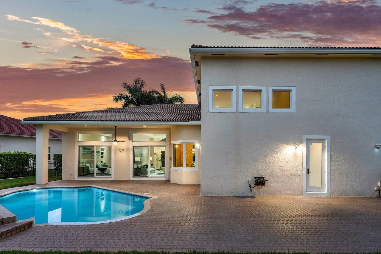 4923 NW 110th Way, Coral Springs