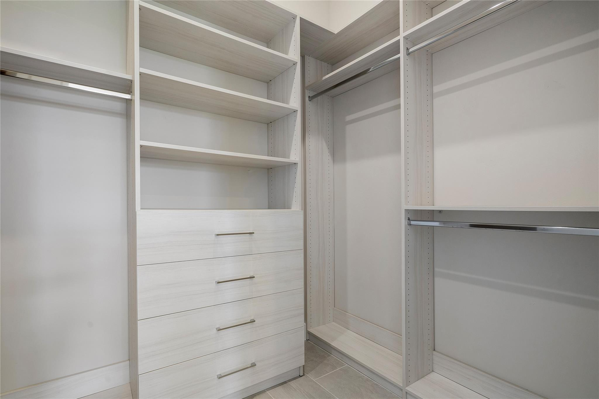 8027 Juniper Drive, Parkland