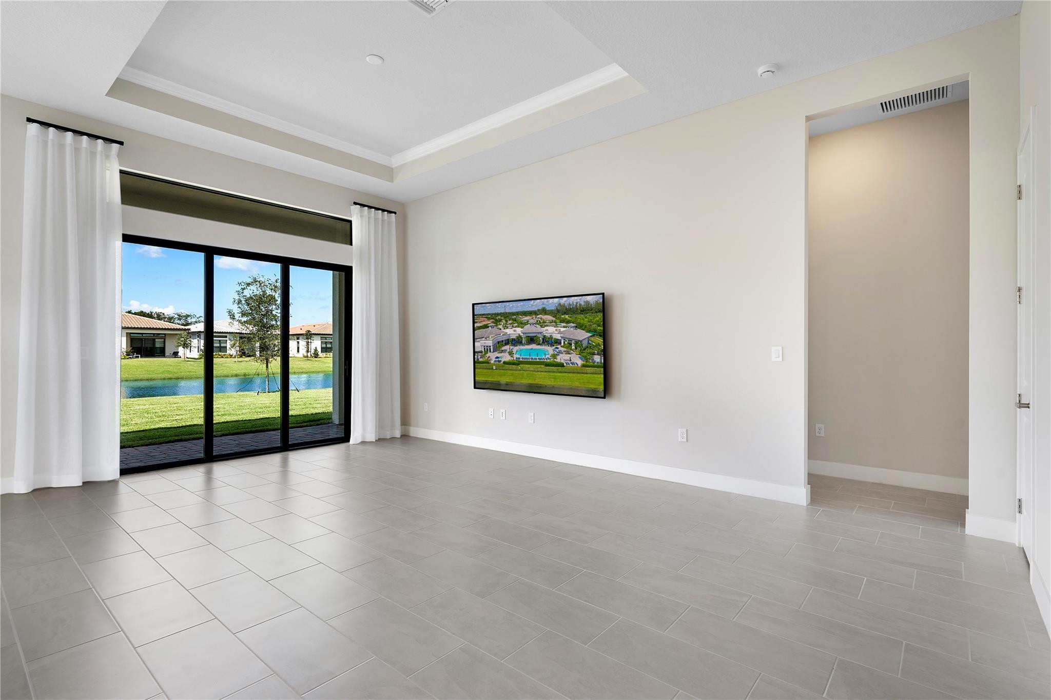 8027 Juniper Drive, Parkland