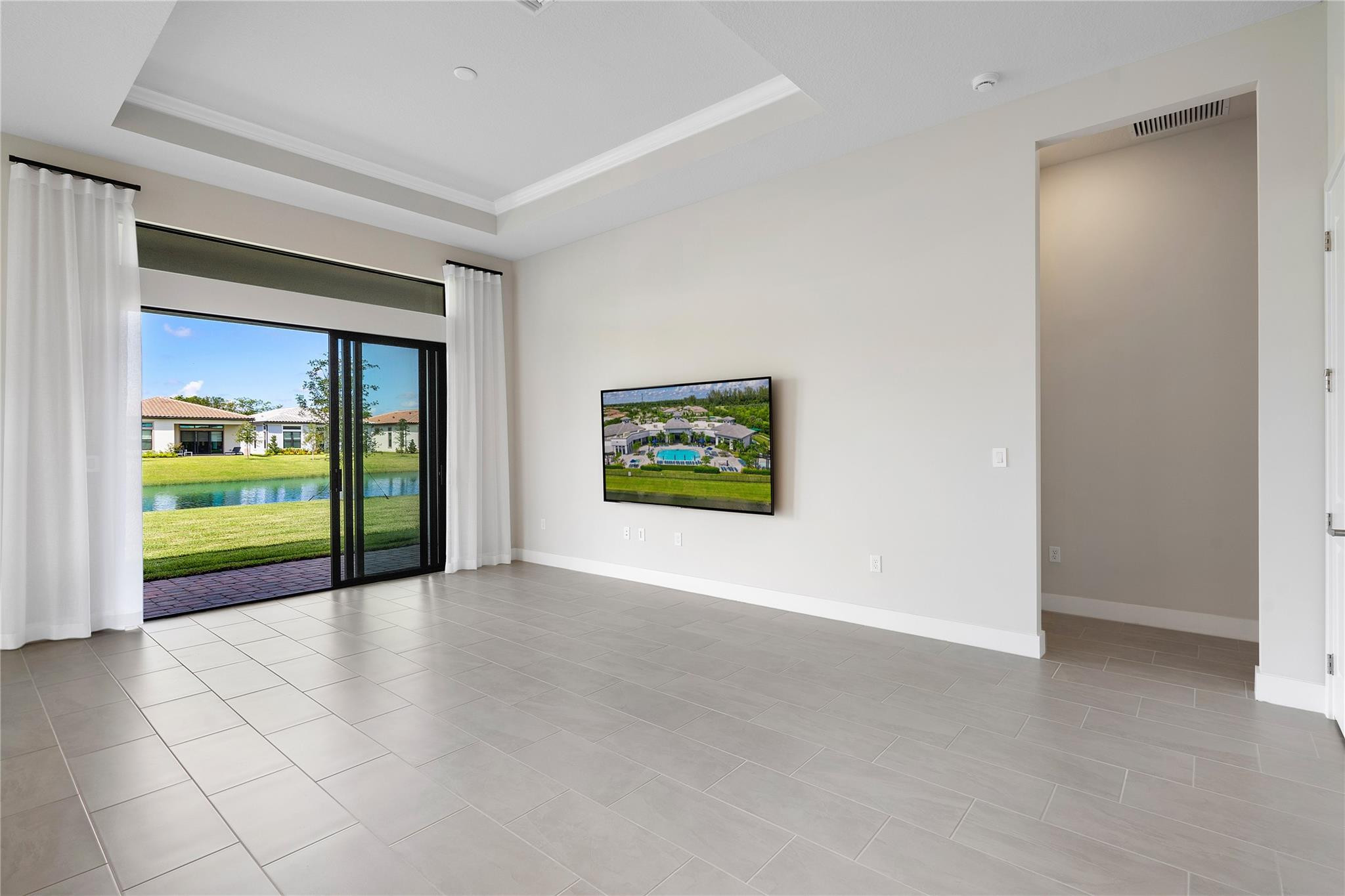 8027 Juniper Drive, Parkland