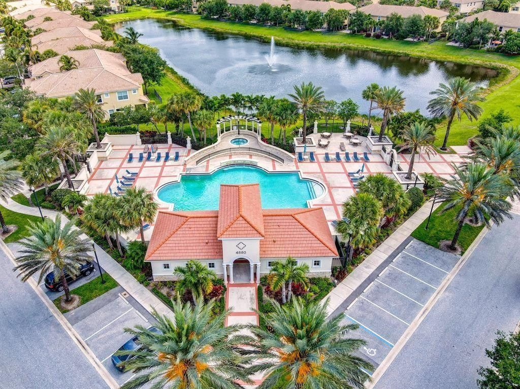 5010 Dulce Court, Palm Beach Gardens