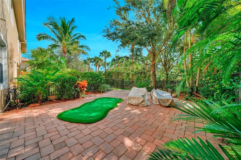 5010 Dulce Court, Palm Beach Gardens