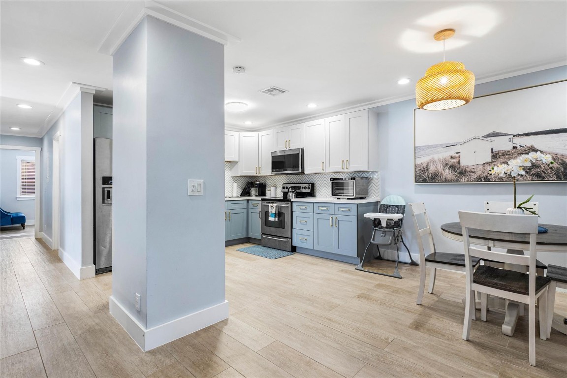 5235 NW 6th Court, Delray Beach