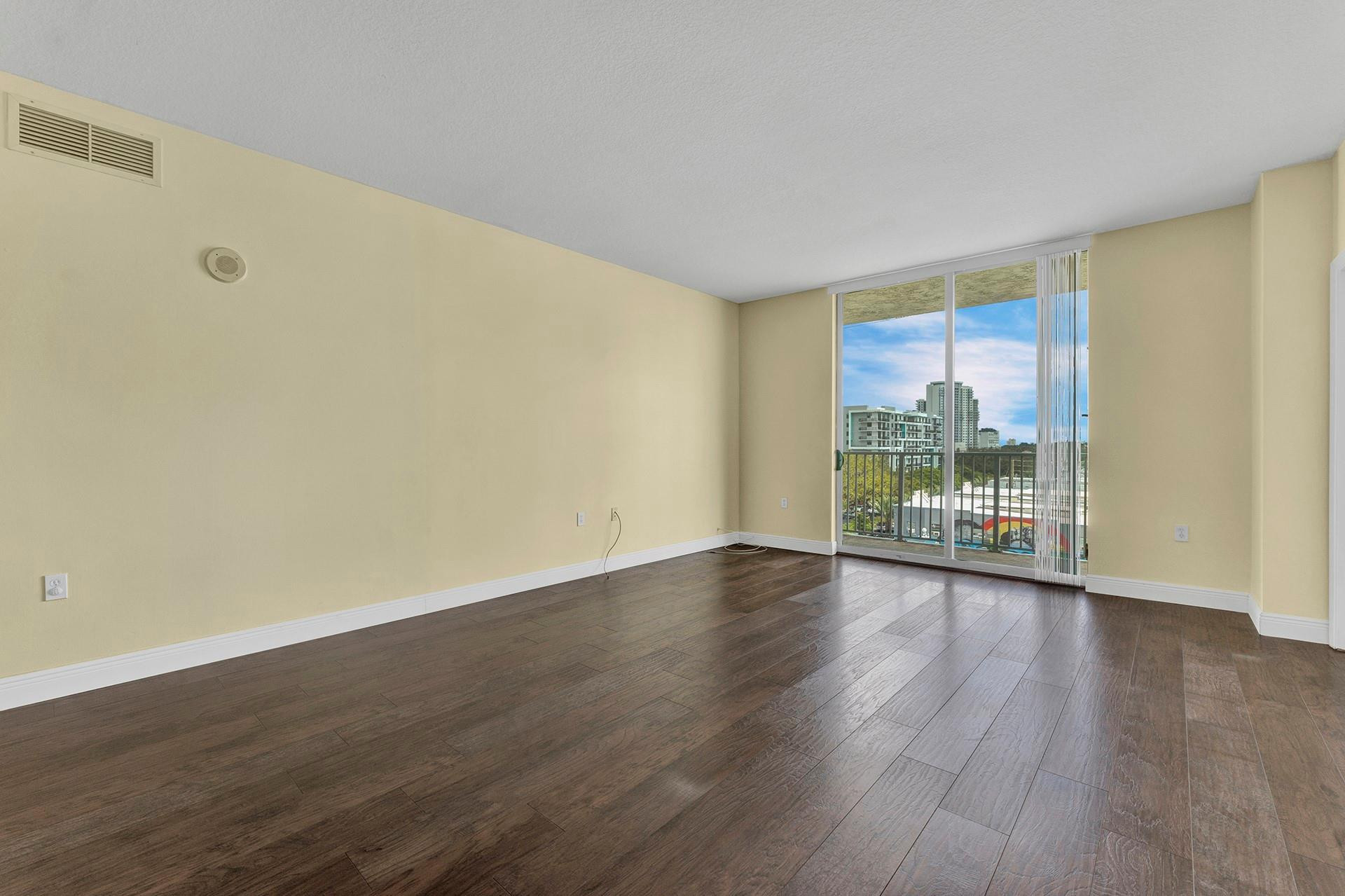 140 S Dixie Highway 413, Hollywood Unit: 413