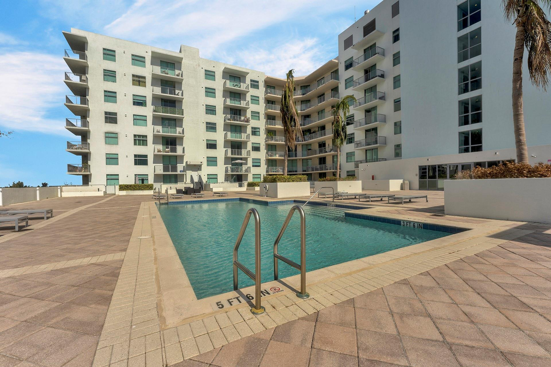 140 S Dixie Highway 413, Hollywood Unit: 413