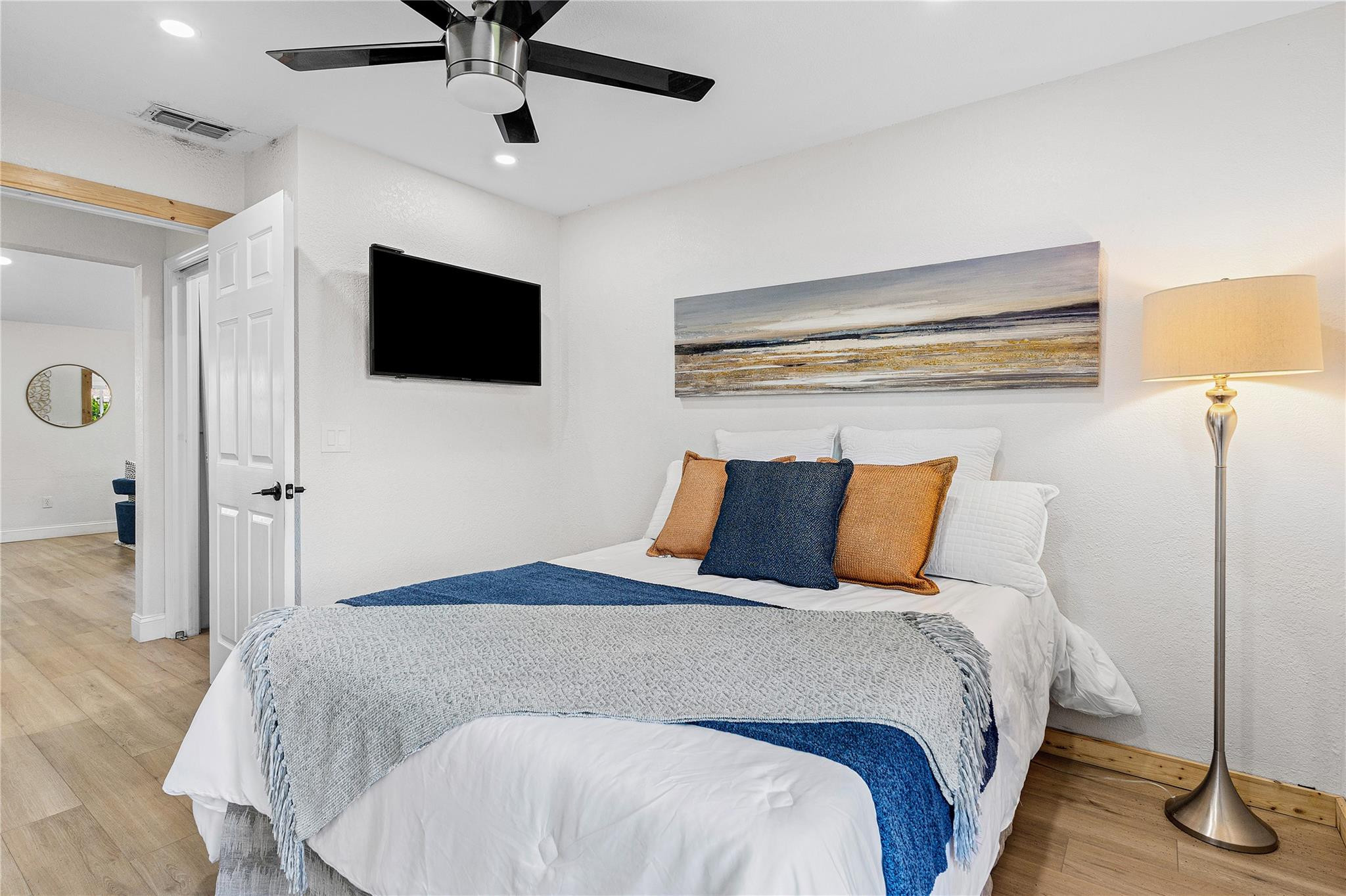 8257 Cedar Hollow Ln