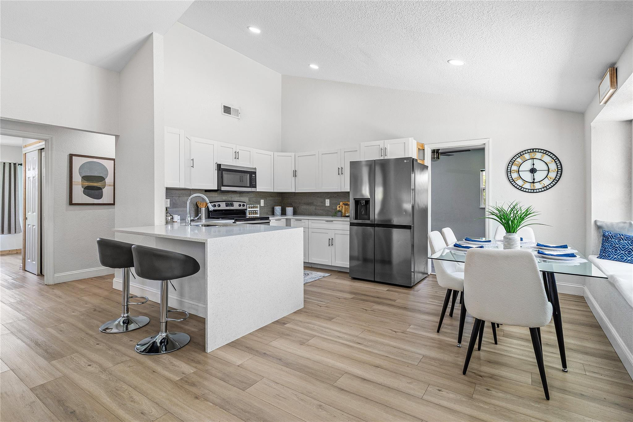 8257 Cedar Hollow Ln