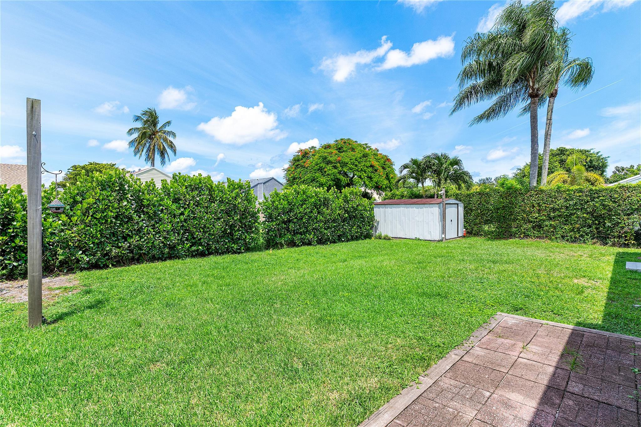 8257 Cedar Hollow Ln