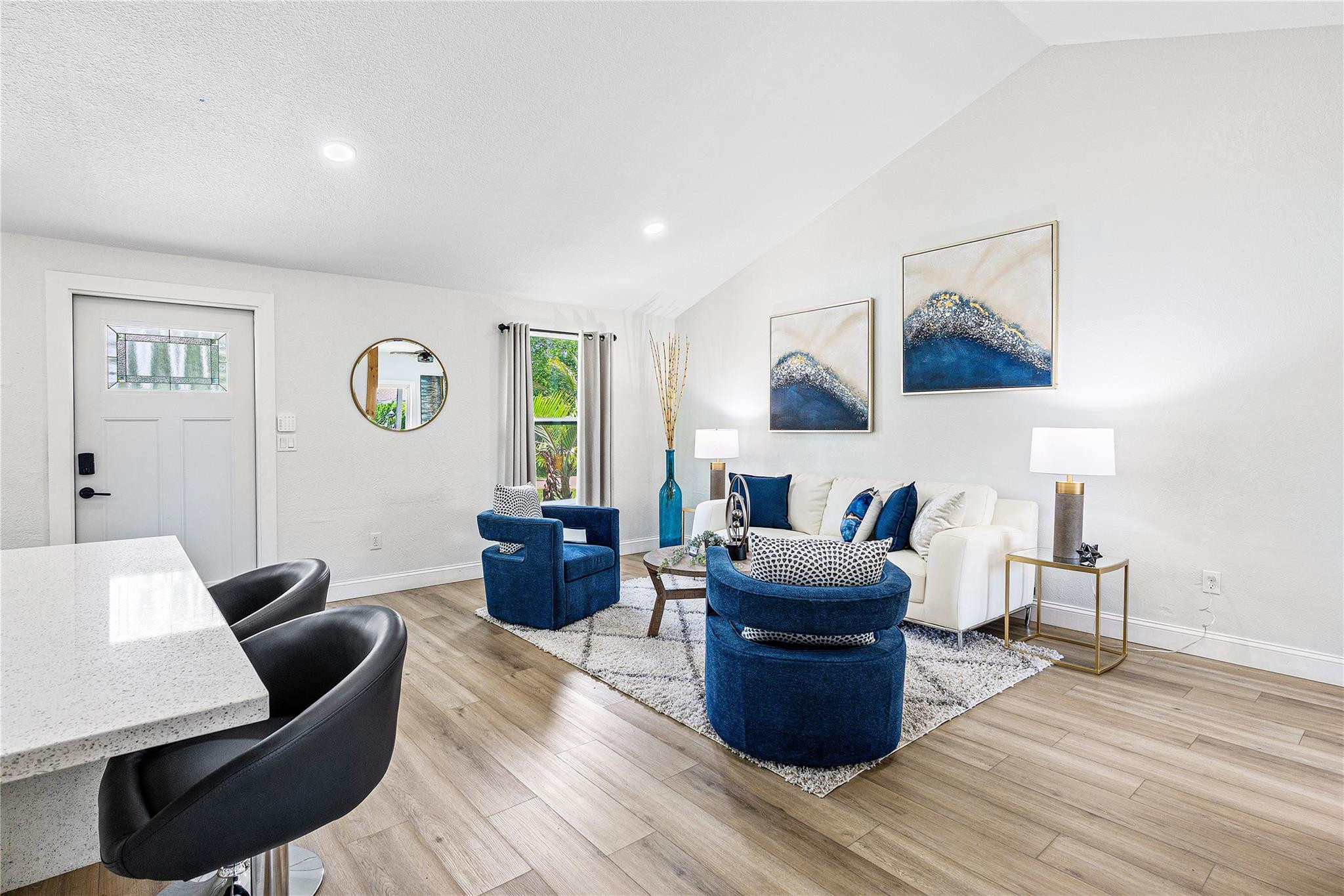 8257 Cedar Hollow Ln