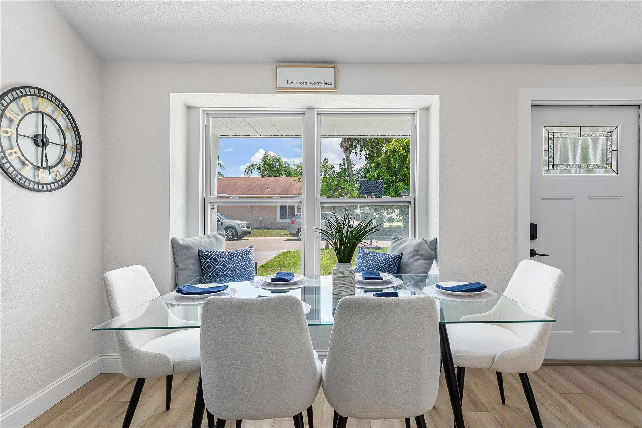 8257 Cedar Hollow Ln