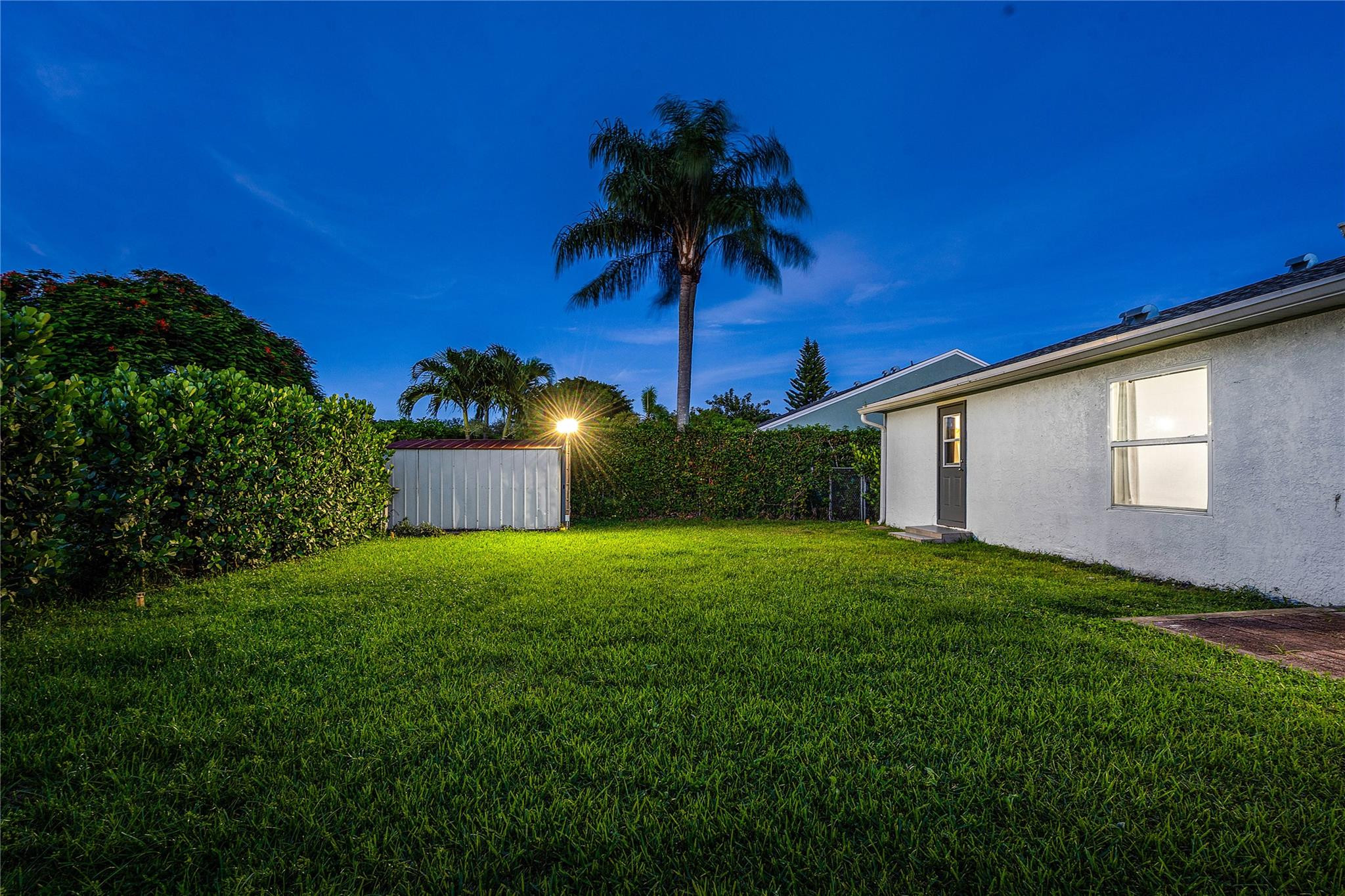 8257 Cedar Hollow Ln