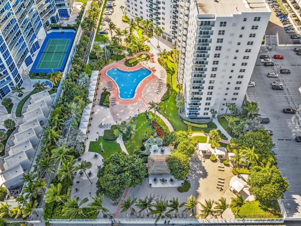 3001 S Ocean Dr 943