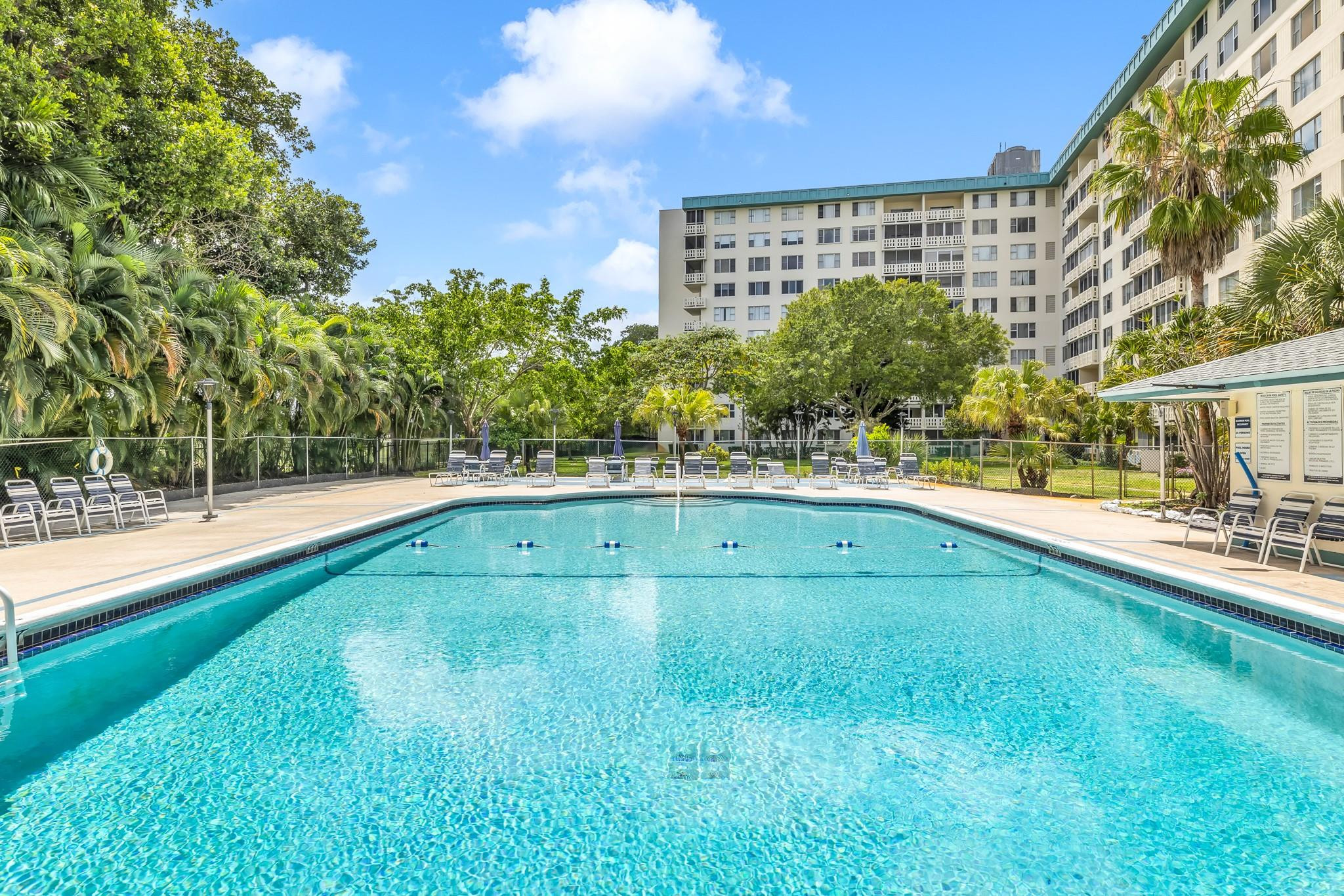 4330 Hillcrest Drive 810