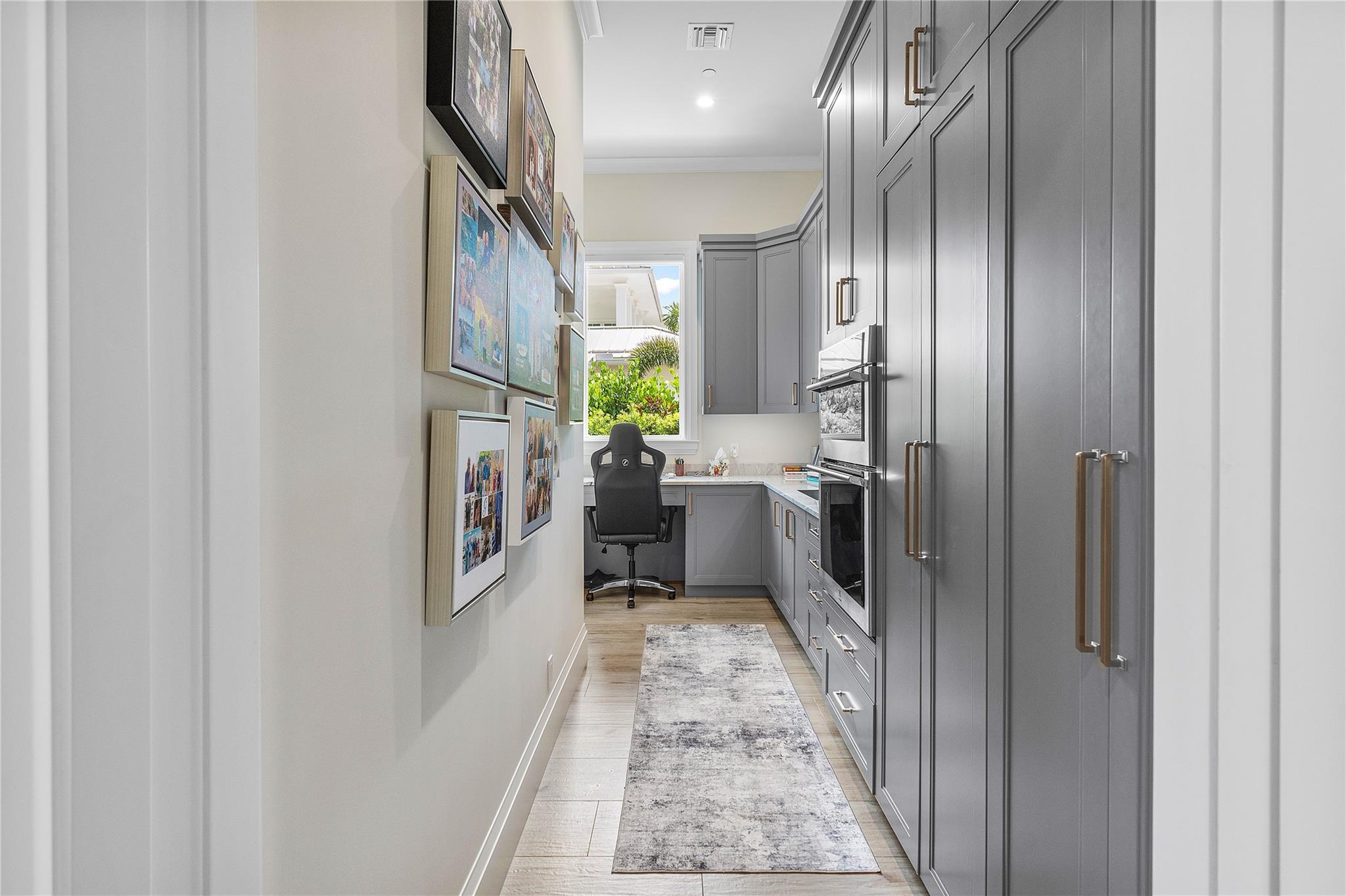 2842 SW Rivers End Way