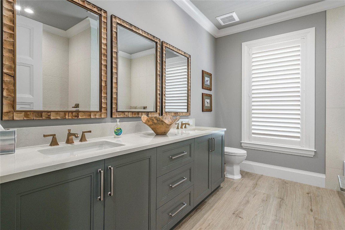 2842 SW Rivers End Way