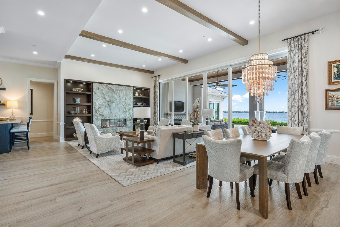 2842 SW Rivers End Way