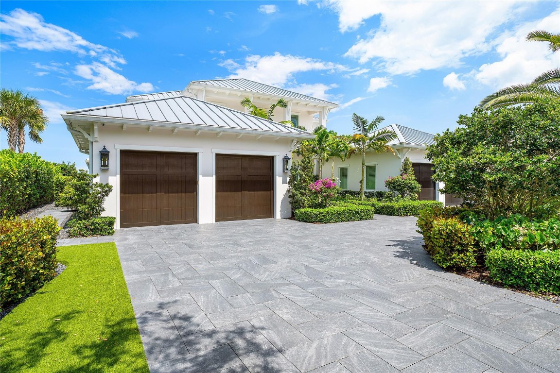 2842 SW Rivers End Way