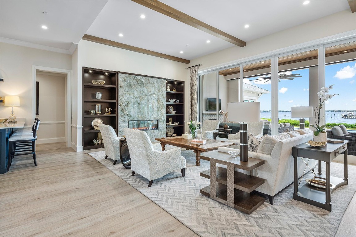 2842 SW Rivers End Way