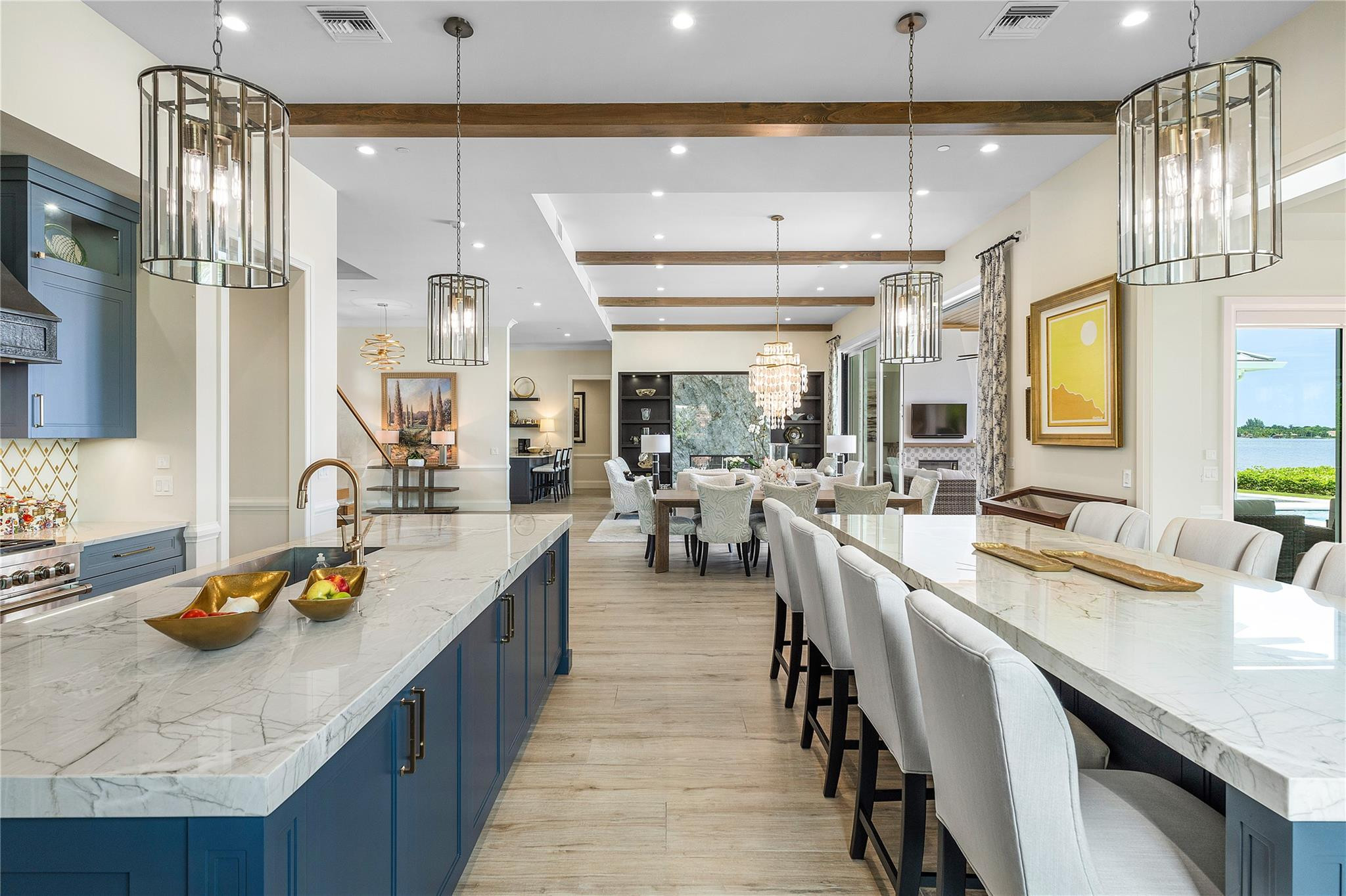 2842 SW Rivers End Way