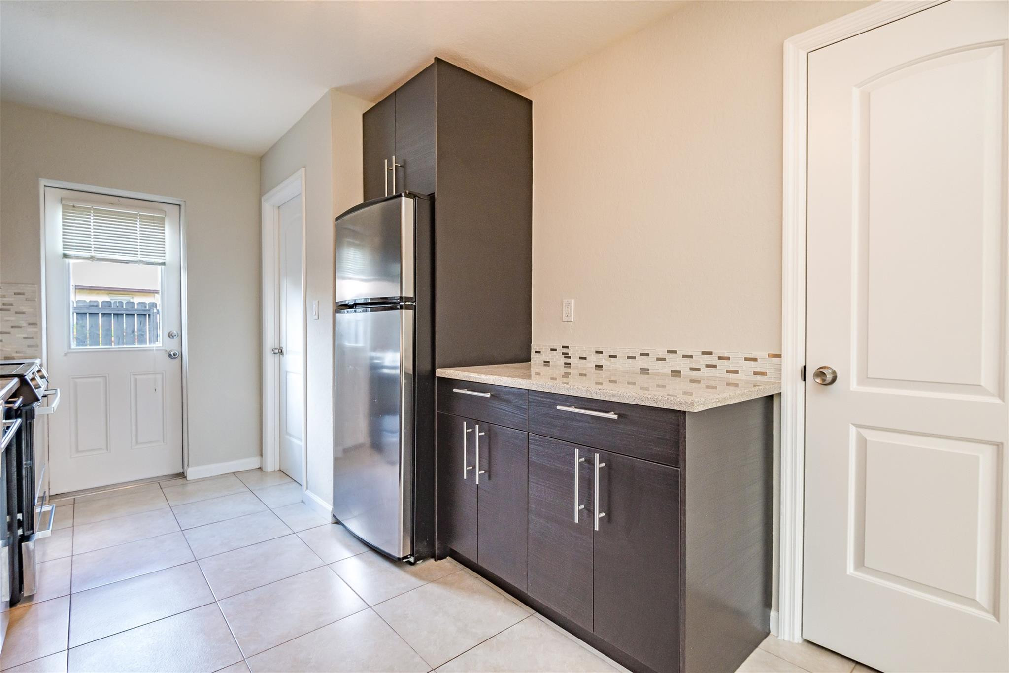 101 SW 2nd Avenue