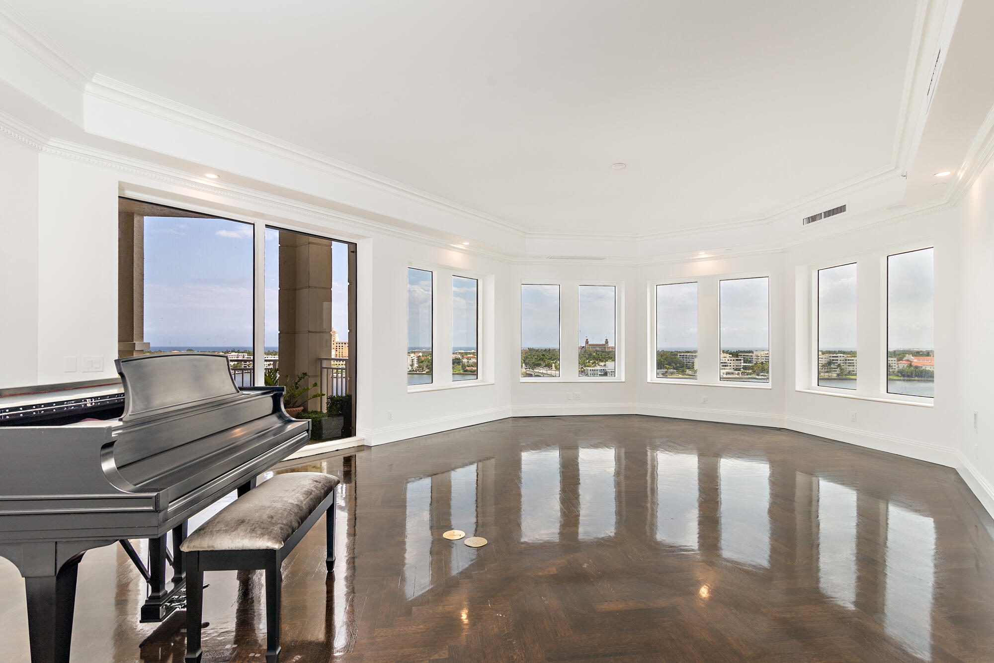 622 N Flagler Drive 904, West Palm Beach Unit: 904