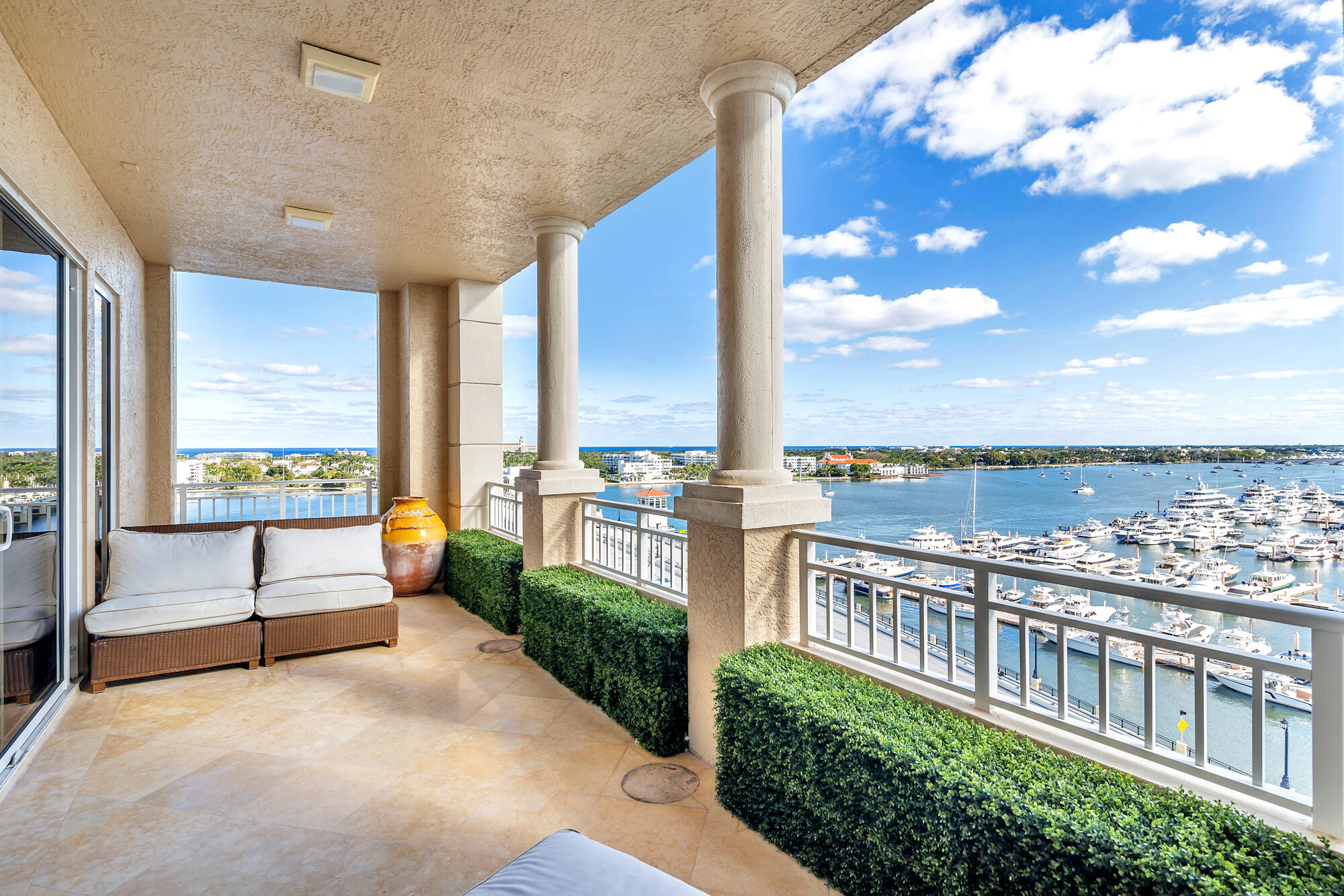 622 N Flagler Drive 904, West Palm Beach Unit: 904