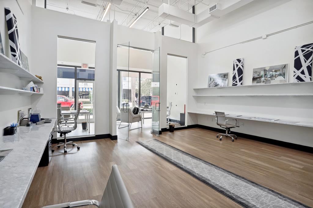 900 E Atlantic Avenue 20